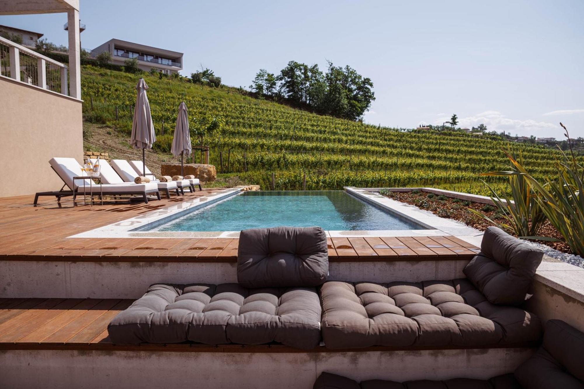 도브로보 Posestvo Scurek Wine B&B 외부 사진